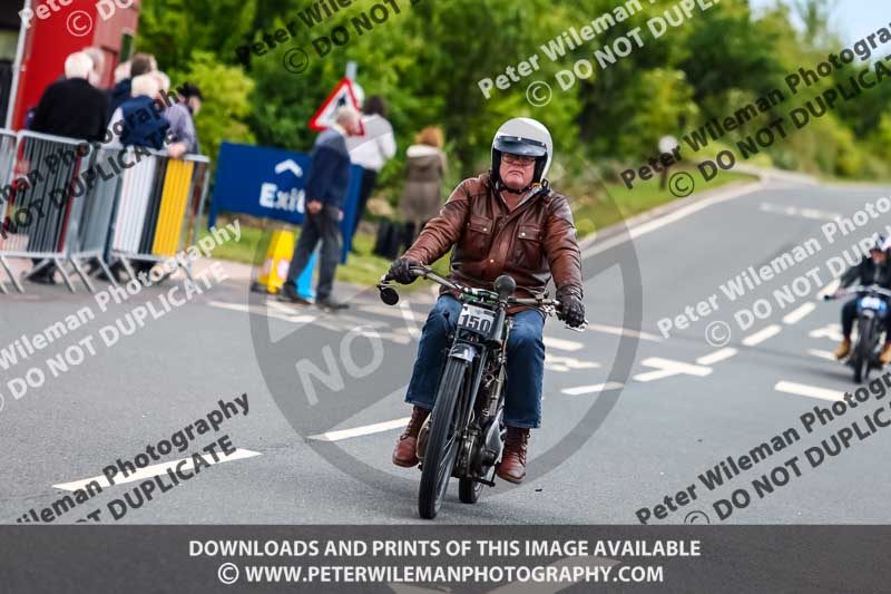 Vintage motorcycle club;eventdigitalimages;no limits trackdays;peter wileman photography;vintage motocycles;vmcc banbury run photographs